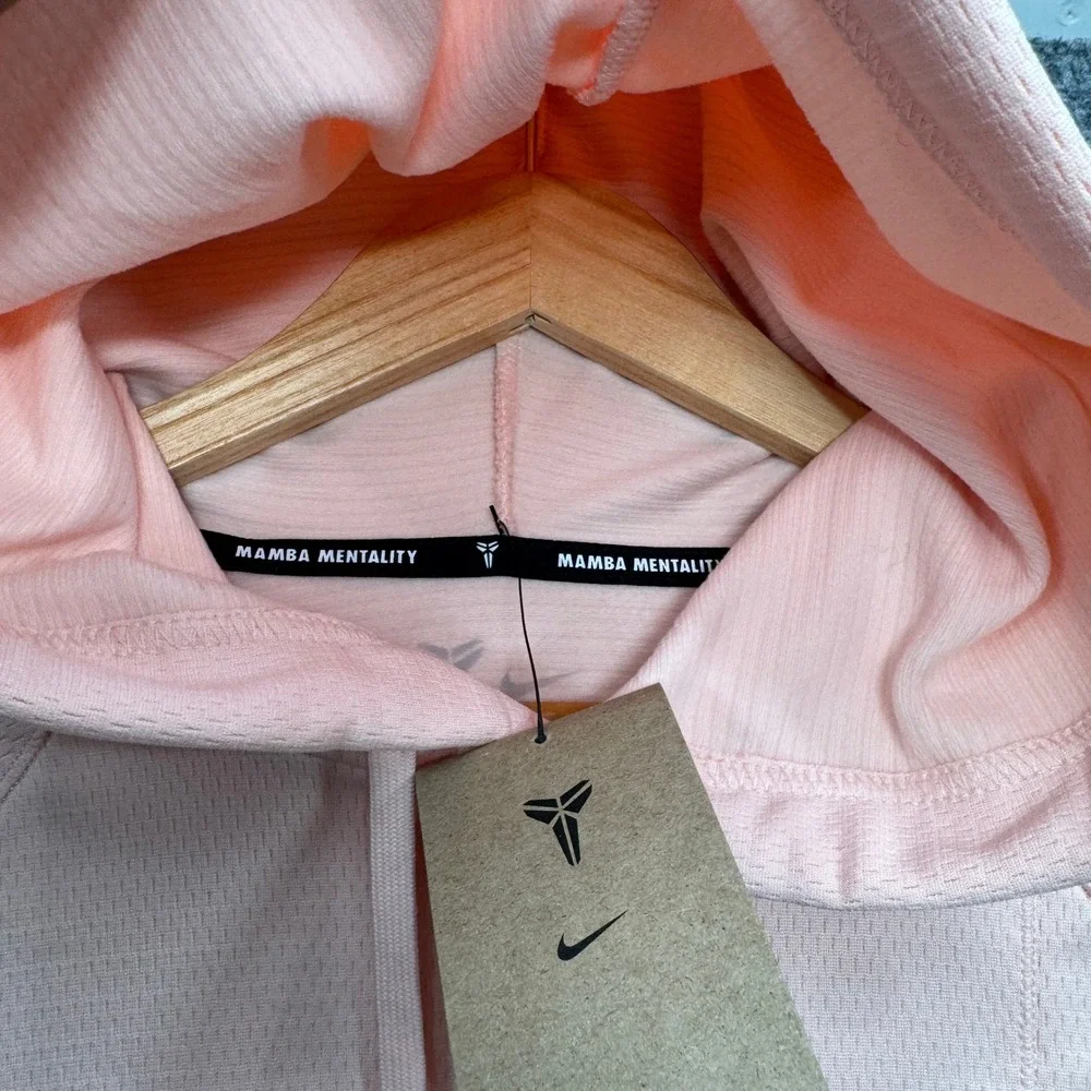 Nike Kobe Bryant Therma-FIT Hoodie Mens Small Pink Long Sleeve Fleece Basketball